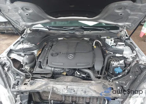 2012 Mercedes-Benz E 350 z USA, uszkodzony, nr VIN WDDHF5KB6CA531219